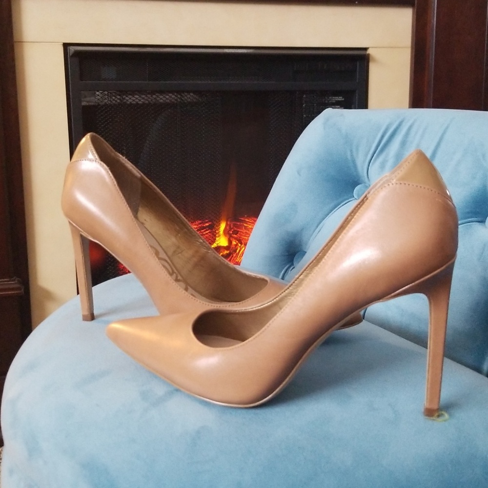 Dress Pumps